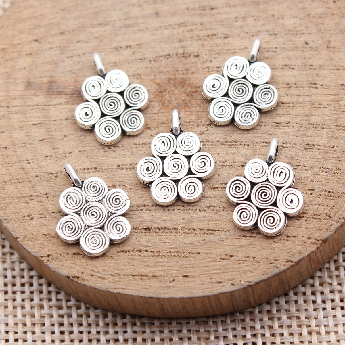 40pcs 15x12mm(0.59x0.47inch) A - Vintage Fashion Stores 评论和价格